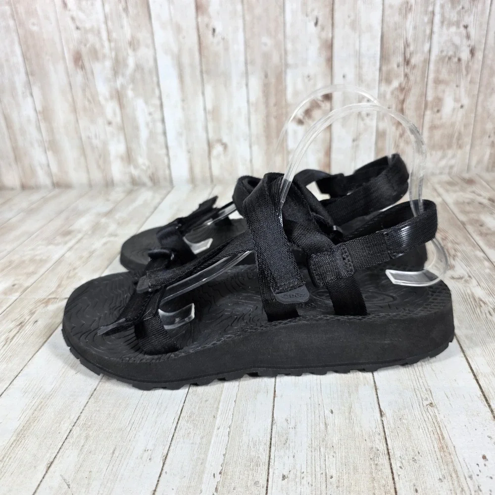 Black Men's Outdoor Strap Sandals - Comfortable Everyday Grip